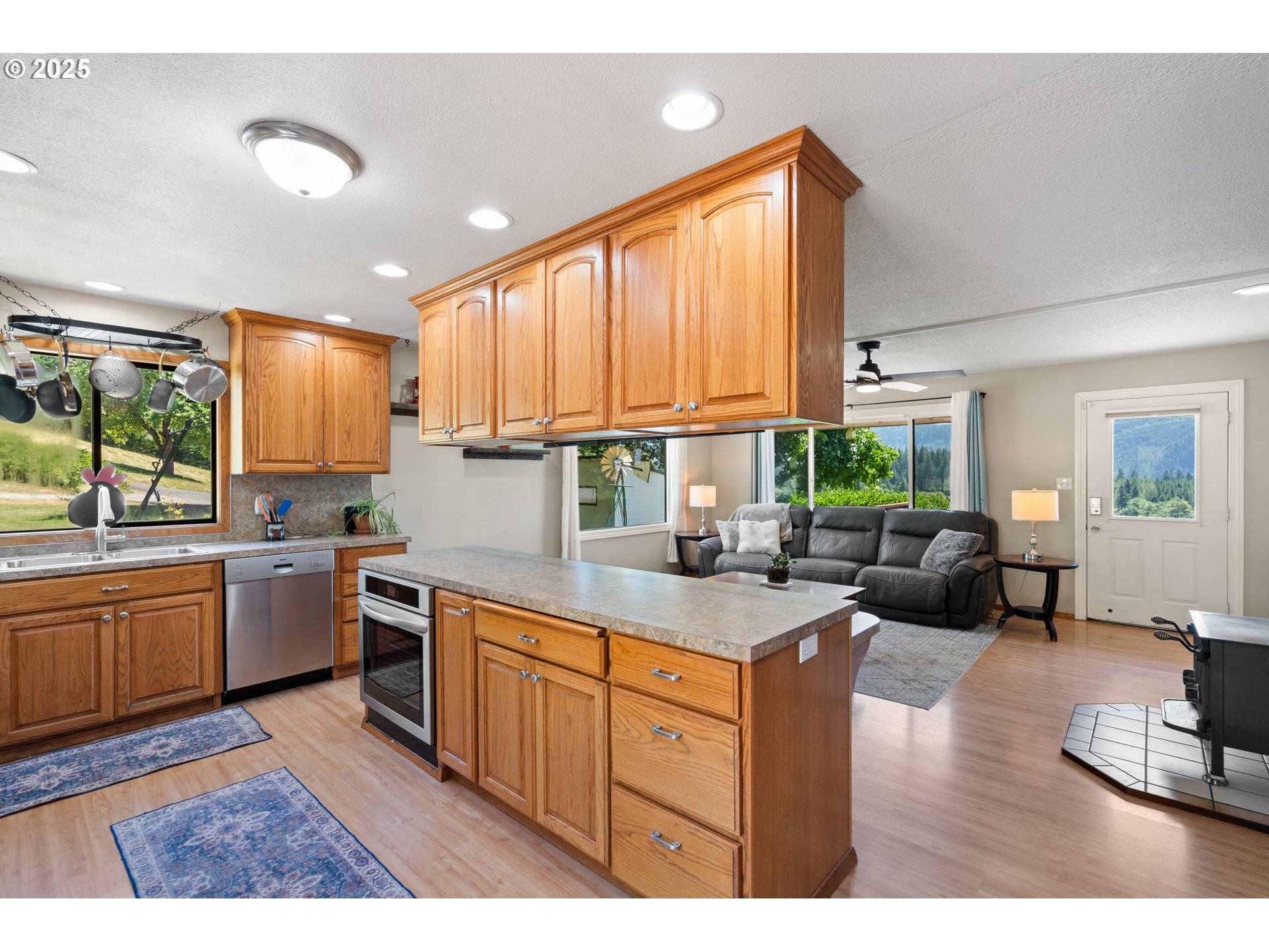 Ariel, WA 98603,8054 LEWIS RIVER RD