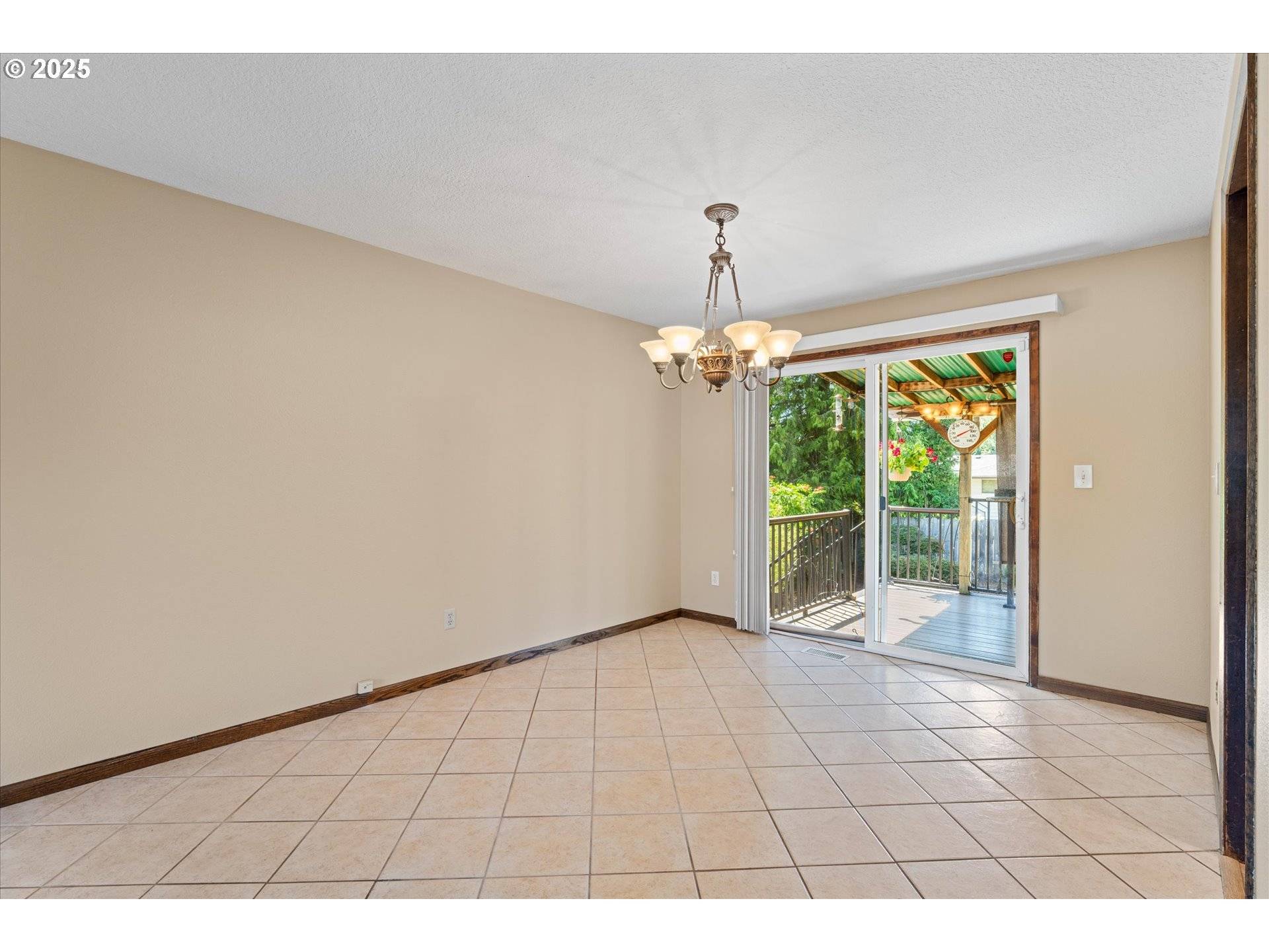 Milwaukie, OR 97267,14390 SE THELMA CIR