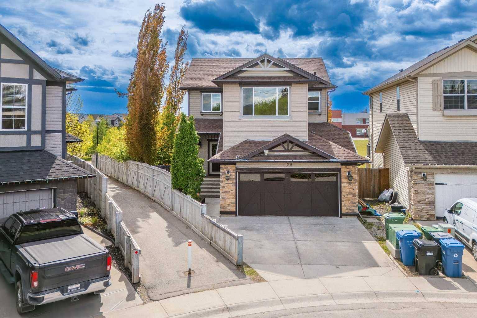 29 Brightonwoods GDNS SE, Calgary, AB T2Z0P9