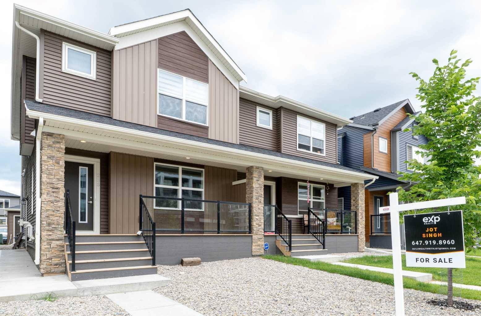 Calgary, AB T2X4X1,235 Wolf Creek AVE SE