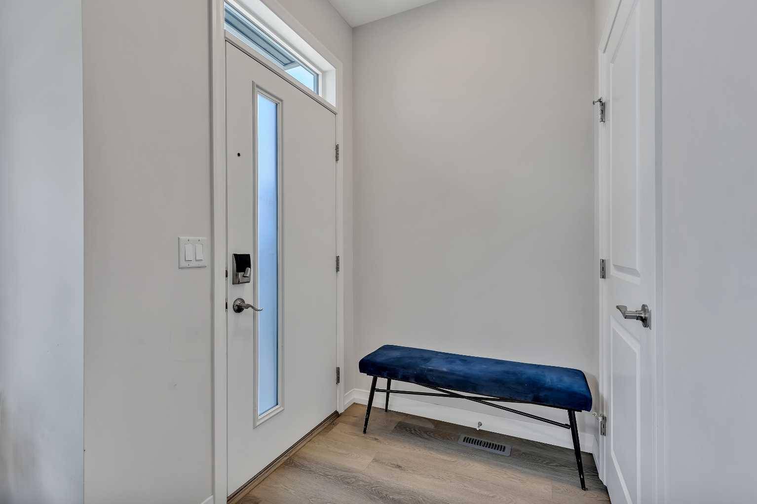 Calgary, AB T3S0C4,33 Lavender RD Southeast