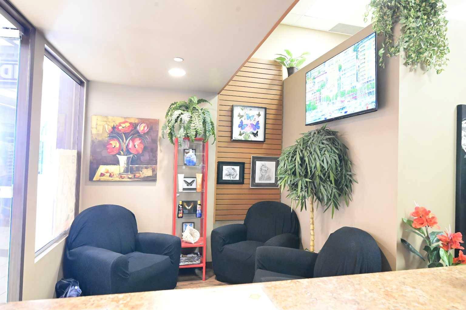 Calgary, AB T3K 2A8,8120 Beddington BLVD NW #401