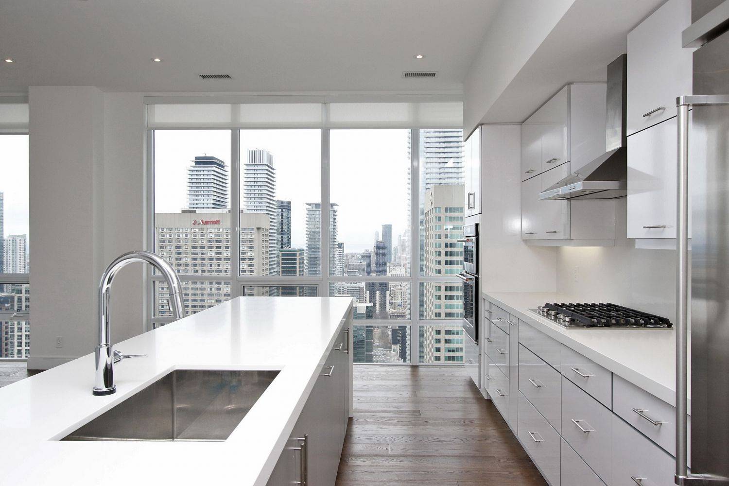 Toronto C09, ON M4W 3Z4,825 Church ST #Ph403
