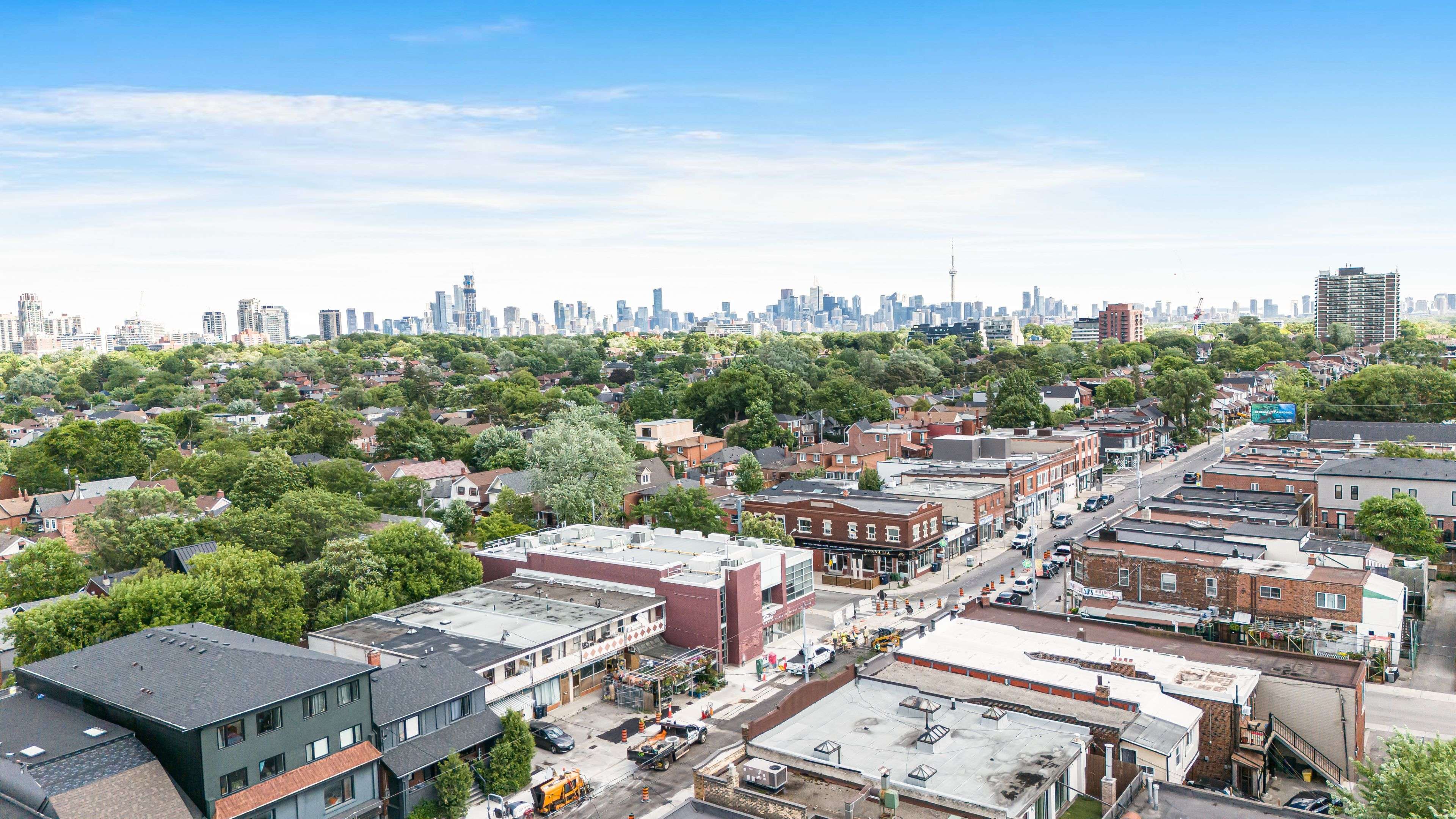 347 Oakwood AVE, Toronto C03, ON M6E 2W1