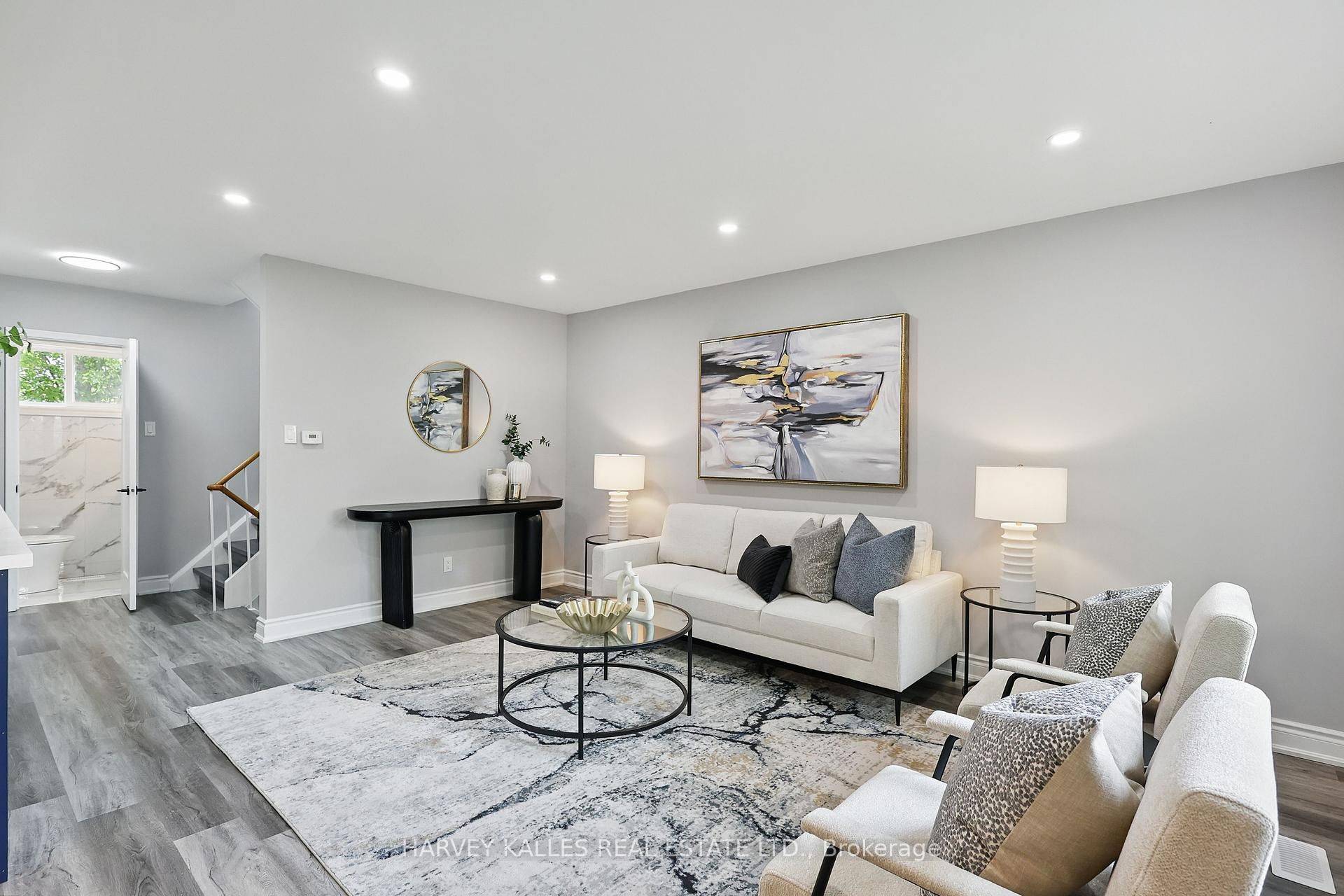 1 Vanity CT #Upper, Toronto C13, ON M3A 1W9