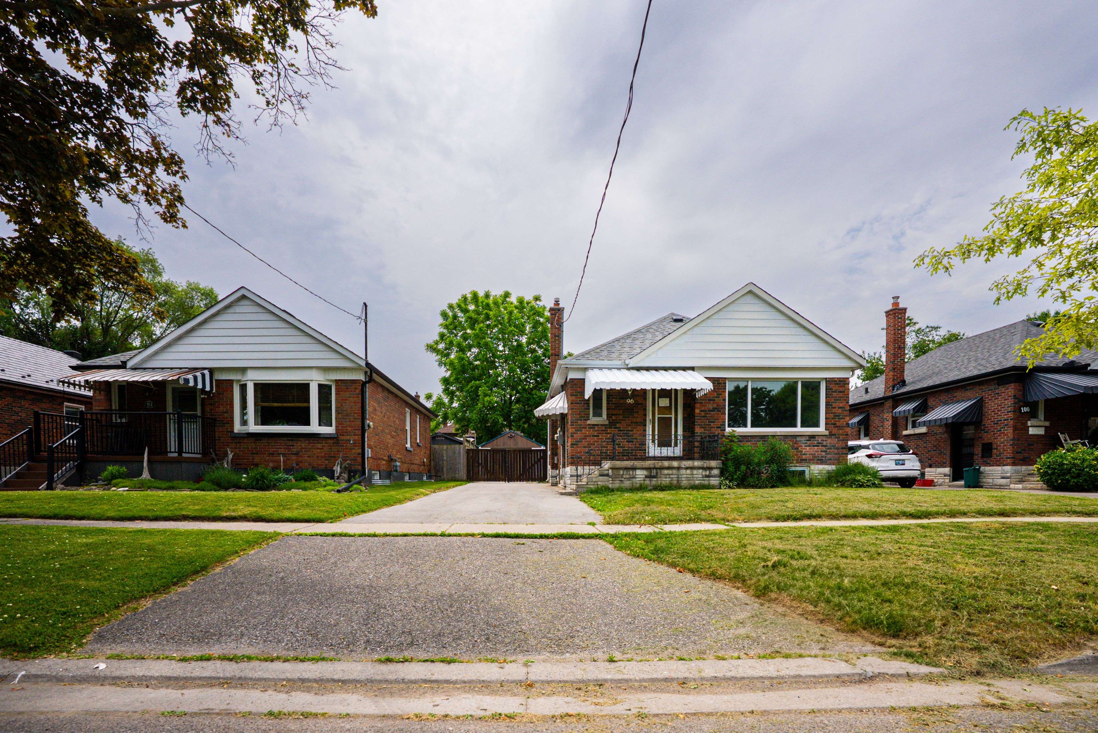 Oshawa, ON L1G 6C6,96 Oakes AVE