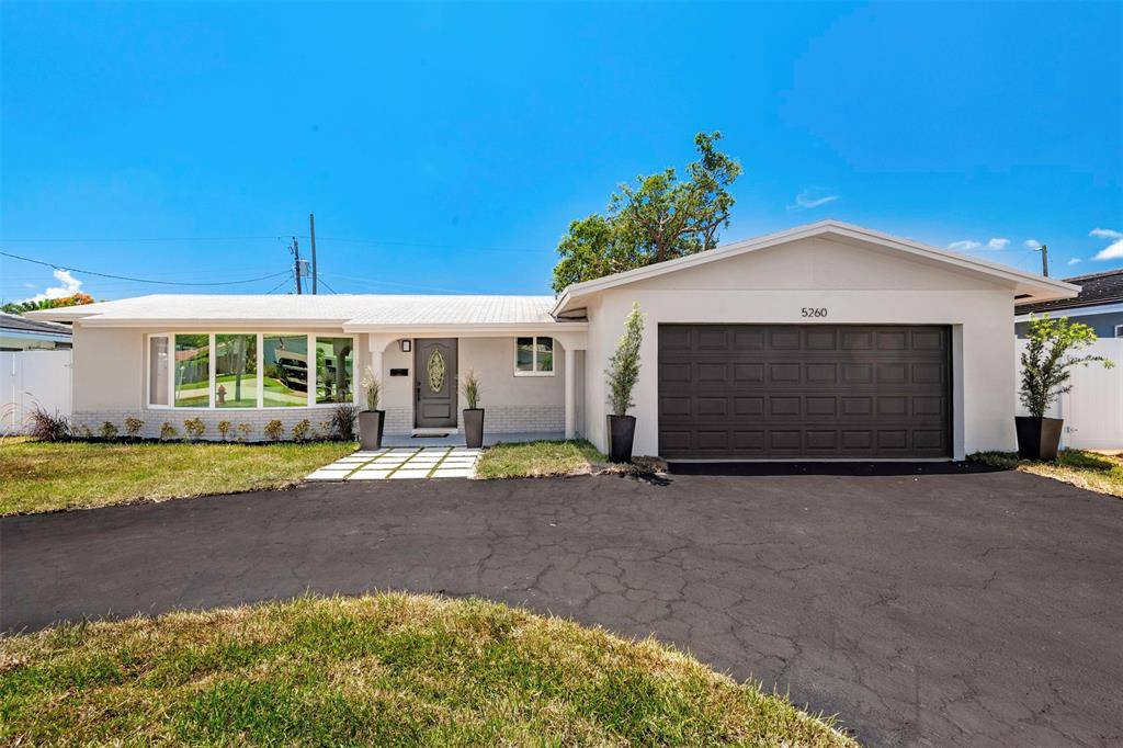 5260 NE 17th AVE, Fort Lauderdale, FL 33334
