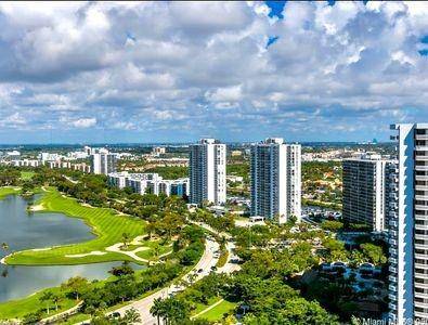 Aventura, FL 33180,20191 E Country Club Dr #PH5
