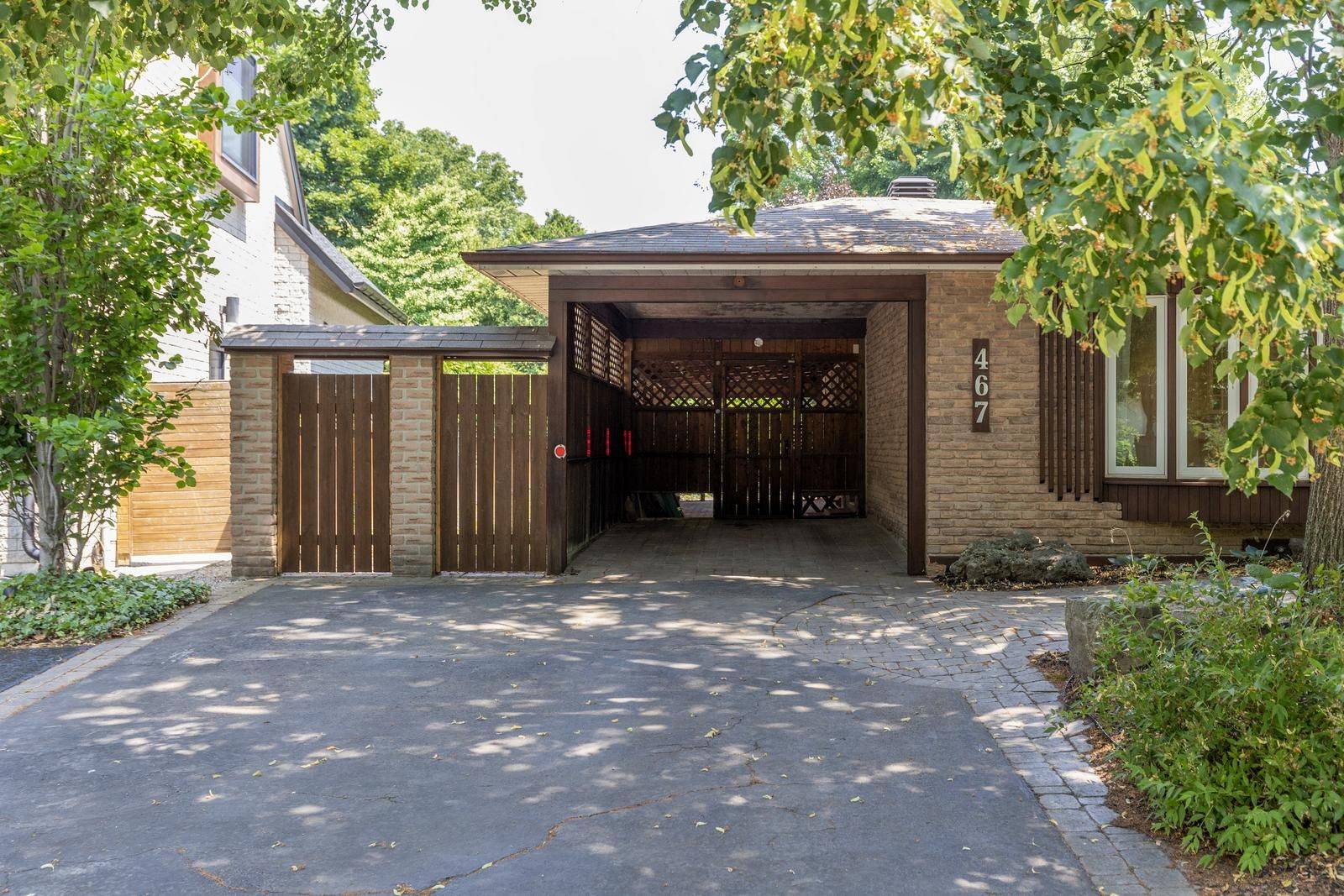 Oakville, ON L6J 2K6,467 Anthony DR