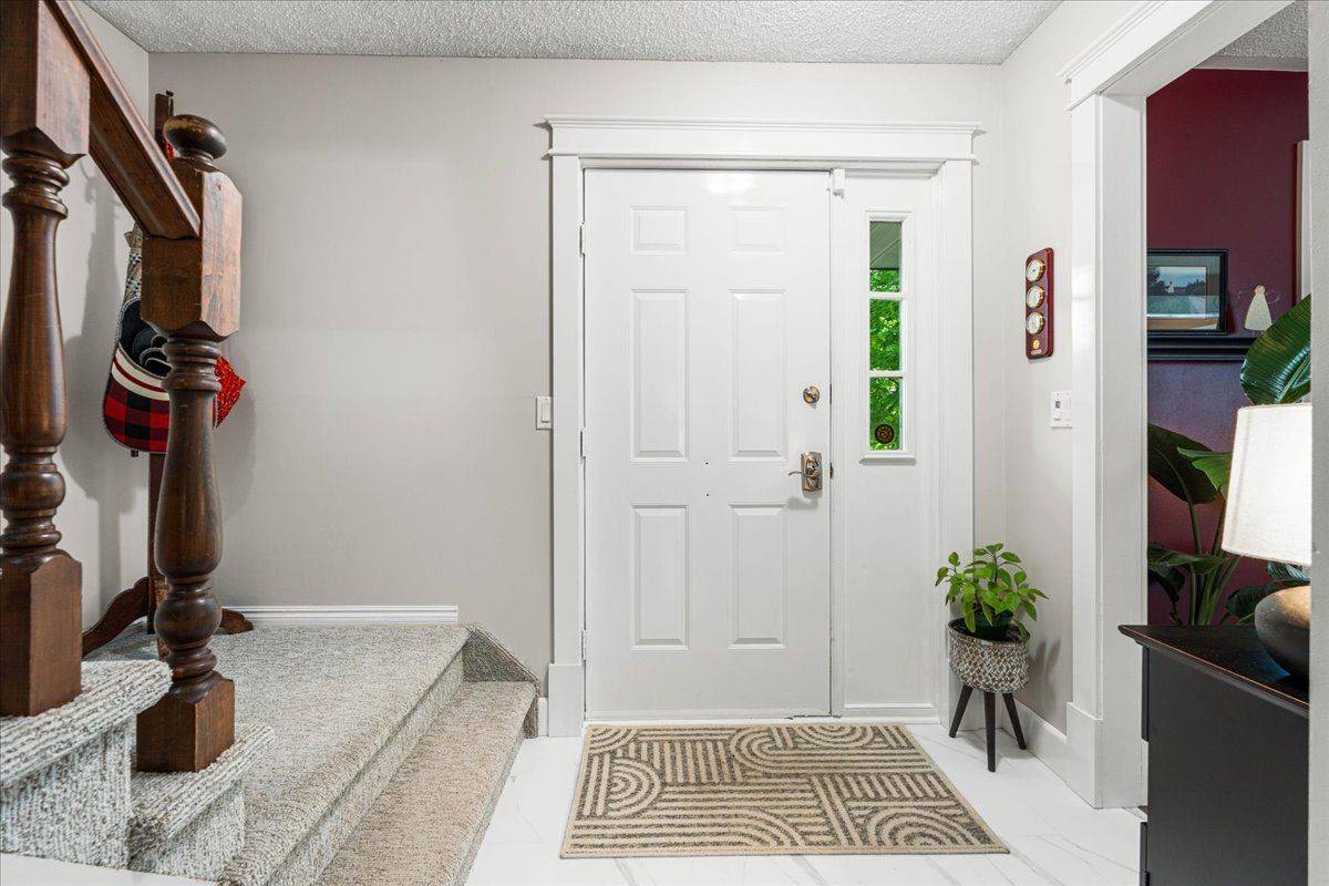 Belleville, ON K8P 4T4,57 Kensington CRES
