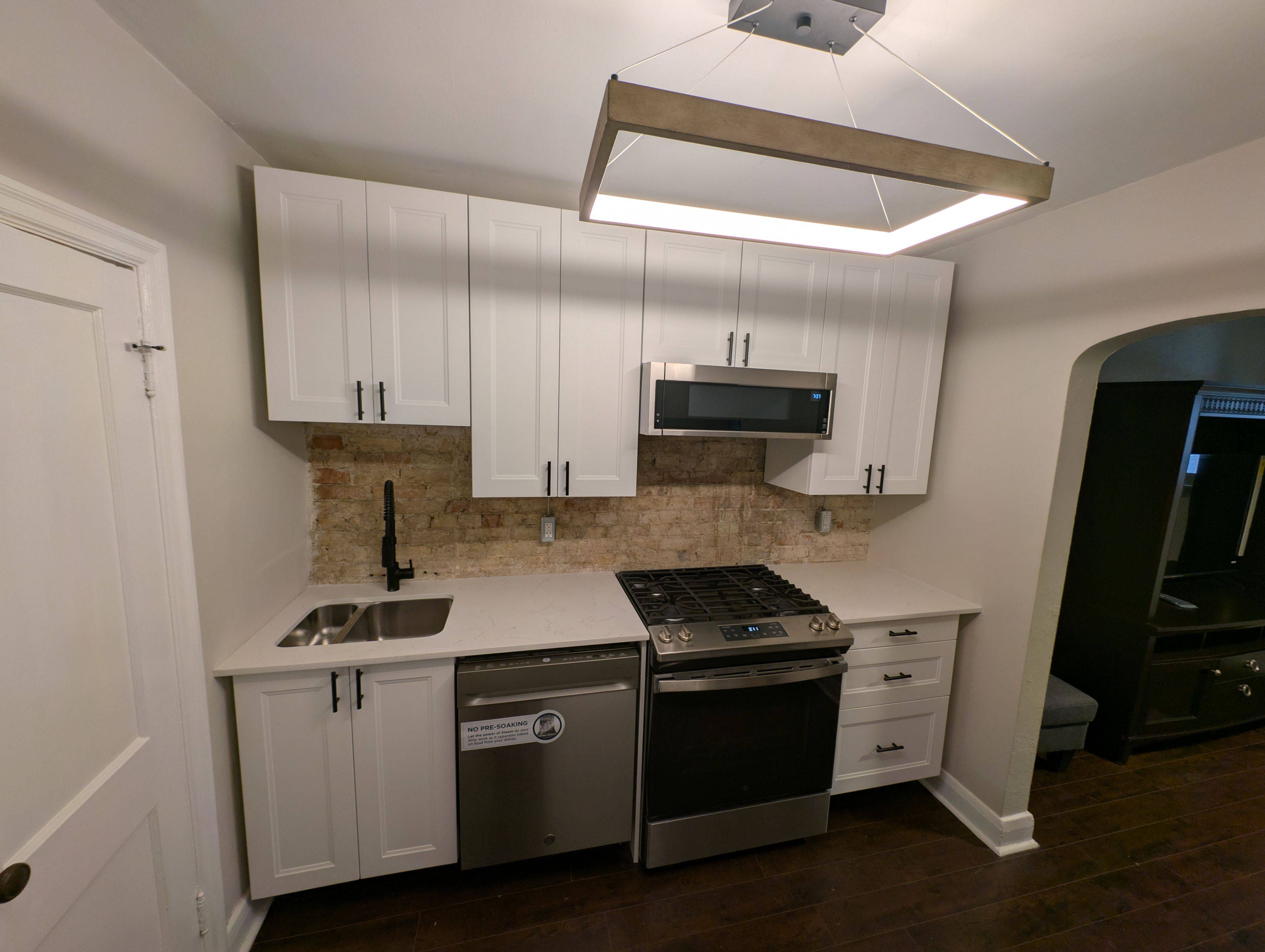 111 Dundas ST #6, London East, ON N6A 1E8