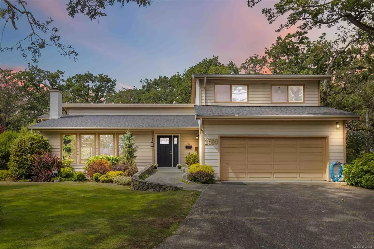 Saanich, BC V8N 5S7,1560 Orelton Pl