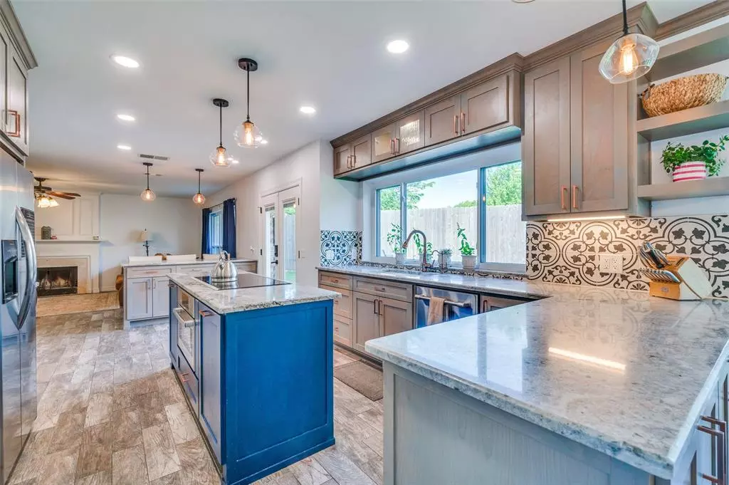 Hurst, TX 76054,3305 Oakdale Court