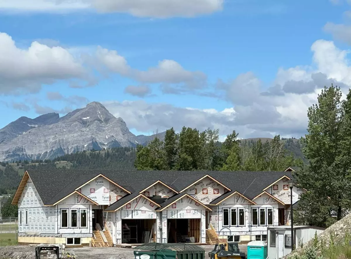 Coleman, AB T0K 0M0,45 Ironstone DR