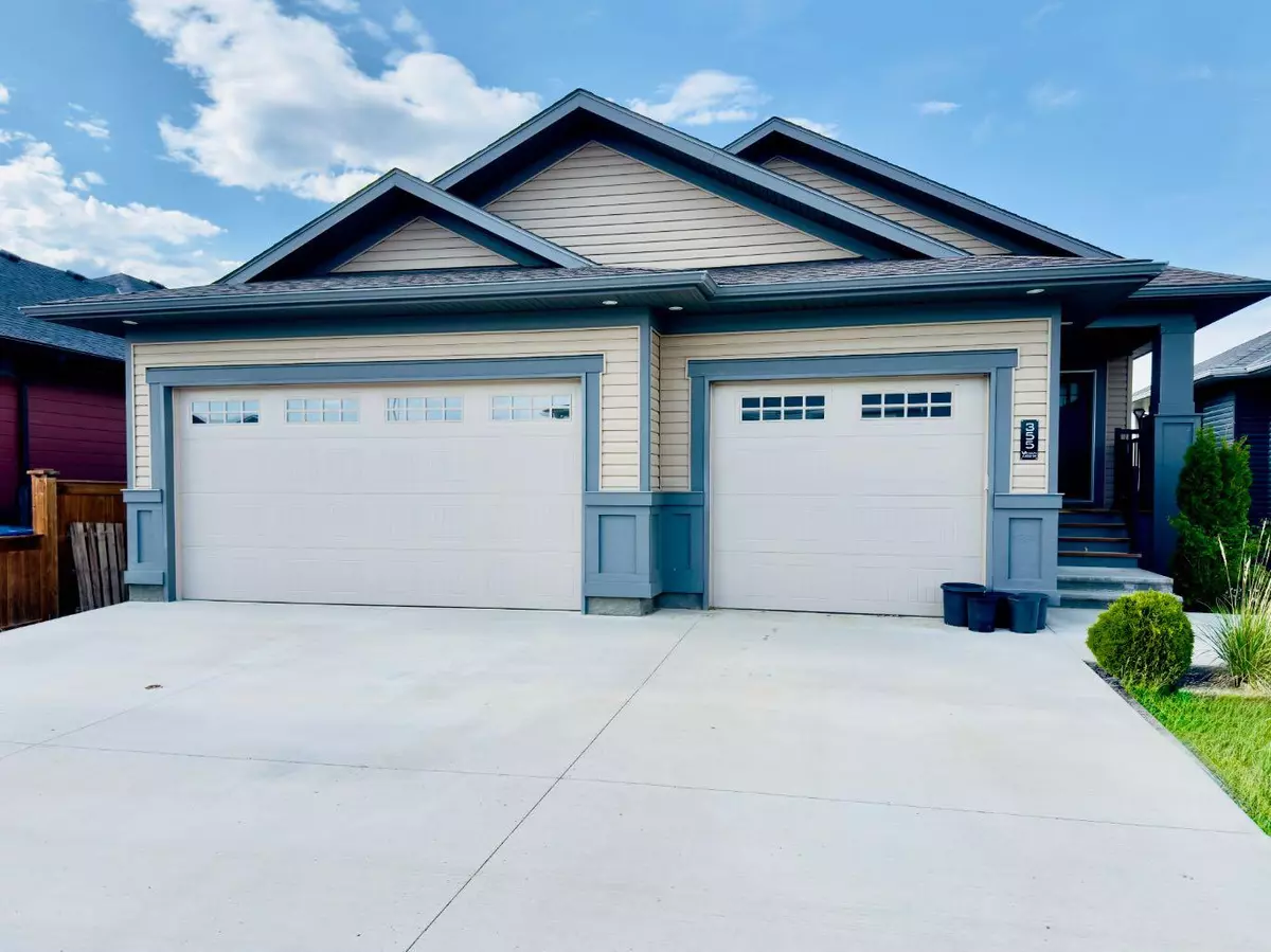 Lethbridge, AB T1J5K3,355 Skeena CRES W