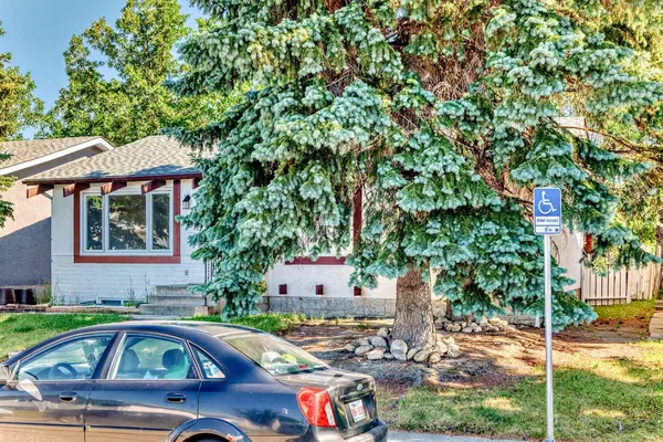Calgary, AB T2A 4A2,23 Marbank WAY
