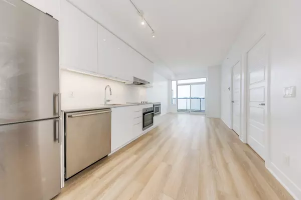 Toronto C15, ON M2K 0E9,7 Kenaston GDNS #323