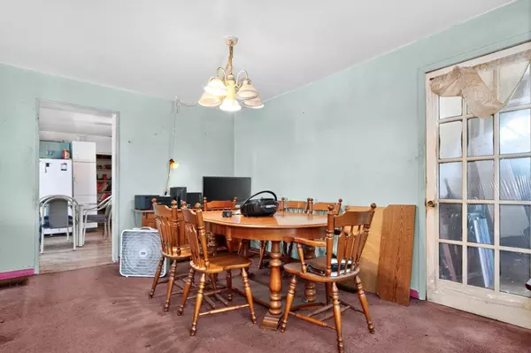Penetanguishene, ON L9M 1E2,117 Fox ST