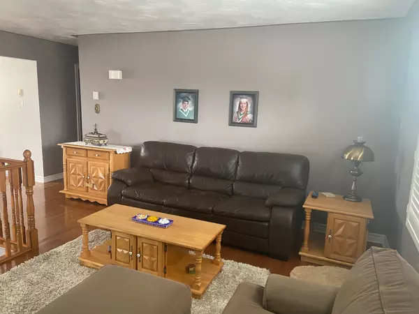 Timmins, ON P4P 1C5,272 Malette CRES