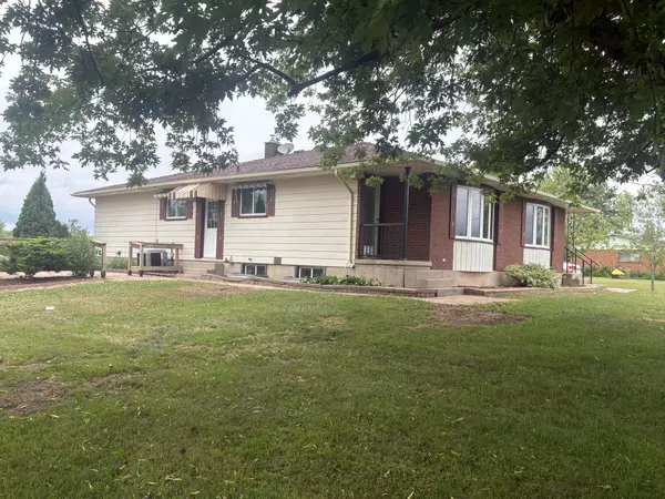 West Lincoln, ON L0R 1Y0,4373 REGIONAL 20 RD #A