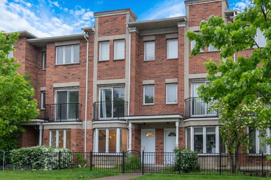 19 Rosebank DR #106, Toronto E11, ON M1B 5Z2