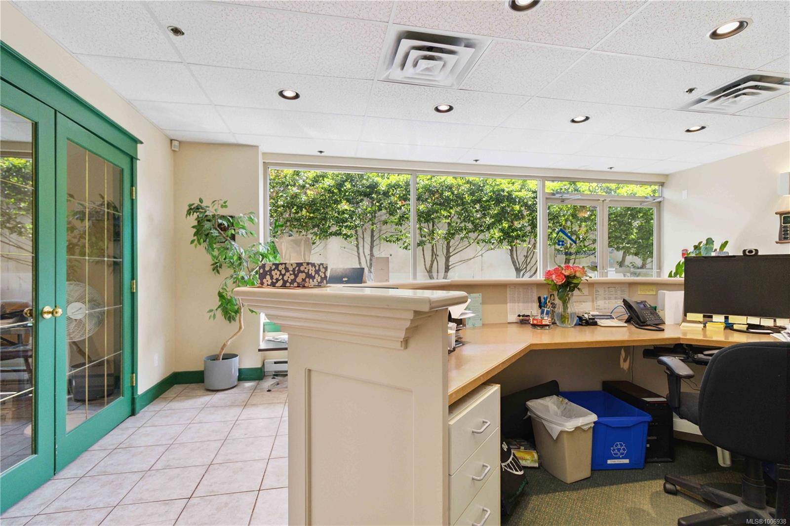 Saanich, BC V8Z 4C2,3690 Carey Rd #1
