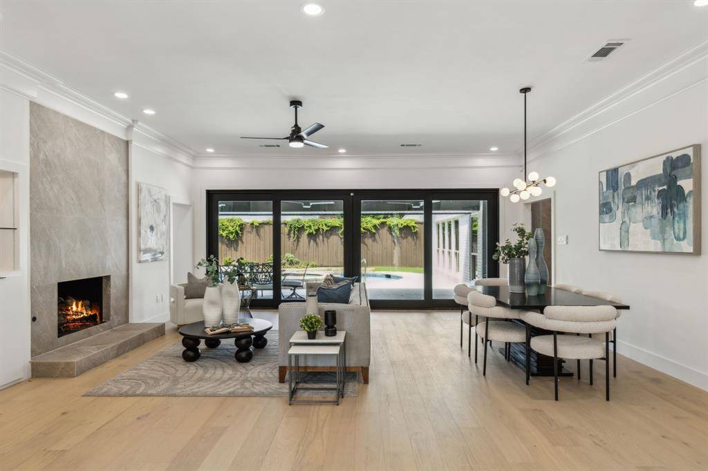 Dallas, TX 75252,5702 Glen Heather Drive
