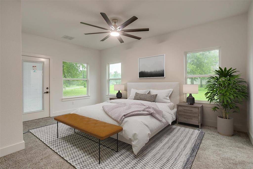 Grandview, TX 76050,211 N 4th Street