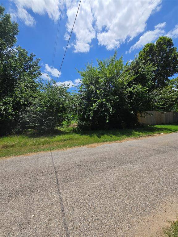 Azle, TX 76020,7167 Darling Street