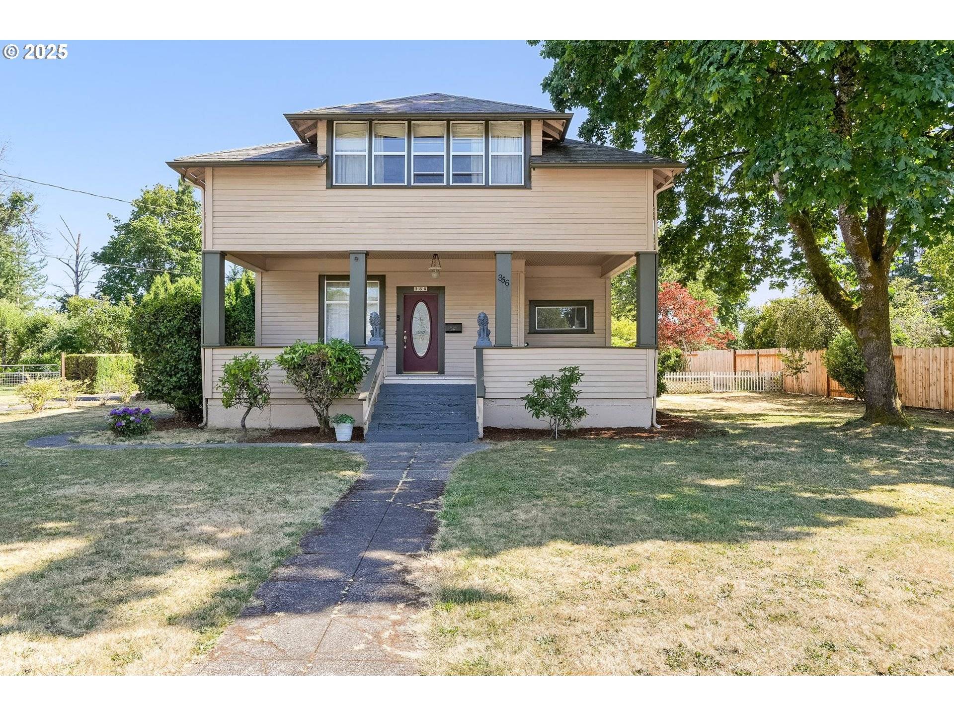 356 W WATER ST, Stayton, OR 97383