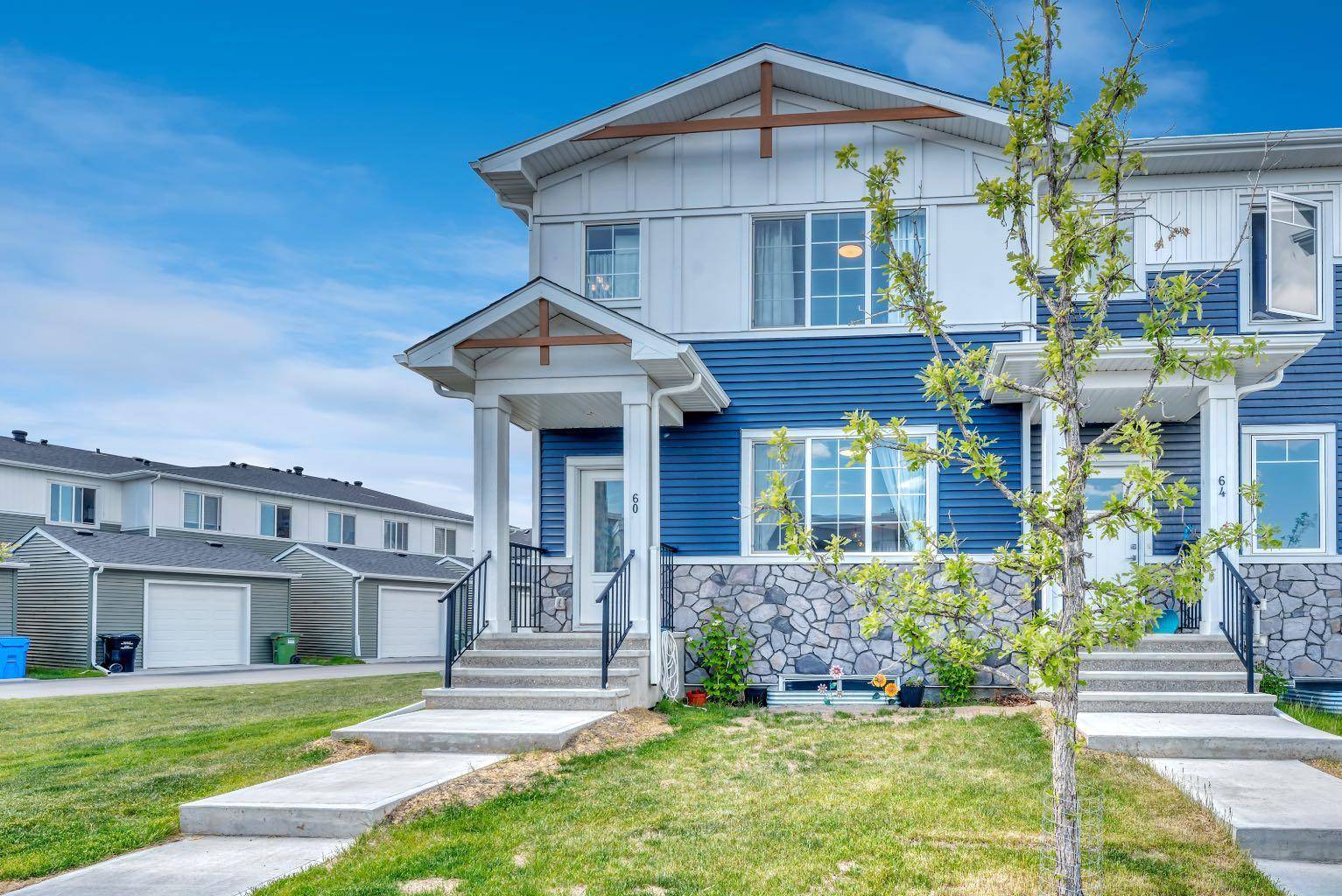 60 Amblefield TER Northwest, Calgary, AB T3P 1W4