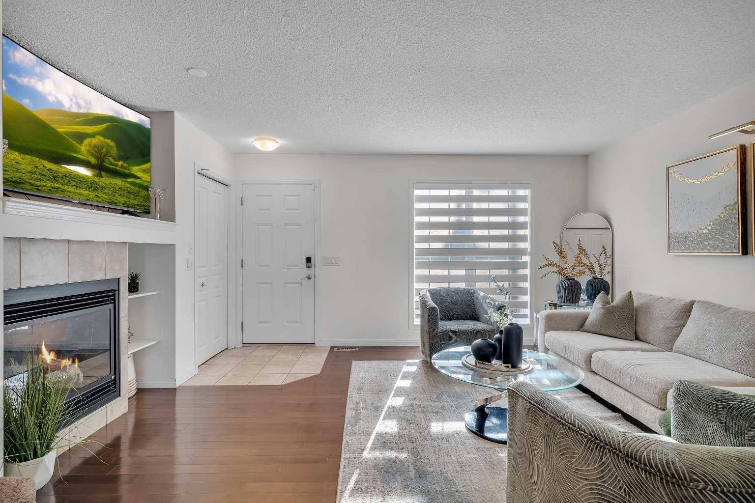 Calgary, AB T2Z1B4,225 Elgin Meadows PARK Southeast