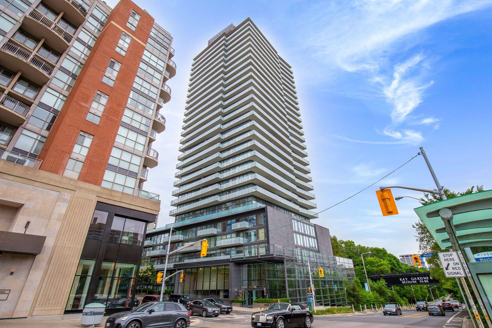 Toronto C10, ON M4T 2A4,1815 Yonge ST #1806