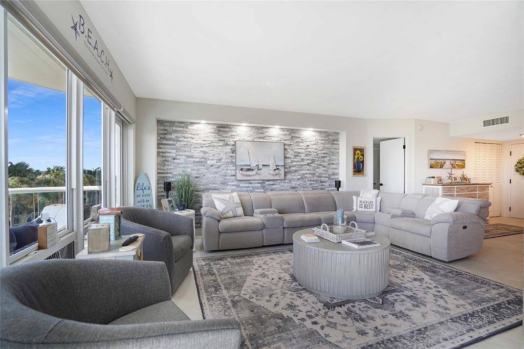 Fort Lauderdale, FL 33308,3400 Galt Ocean Dr #204S