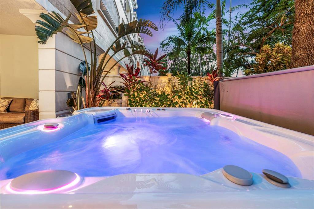 Boca Raton, FL 33487,5520 NE Trieste Way