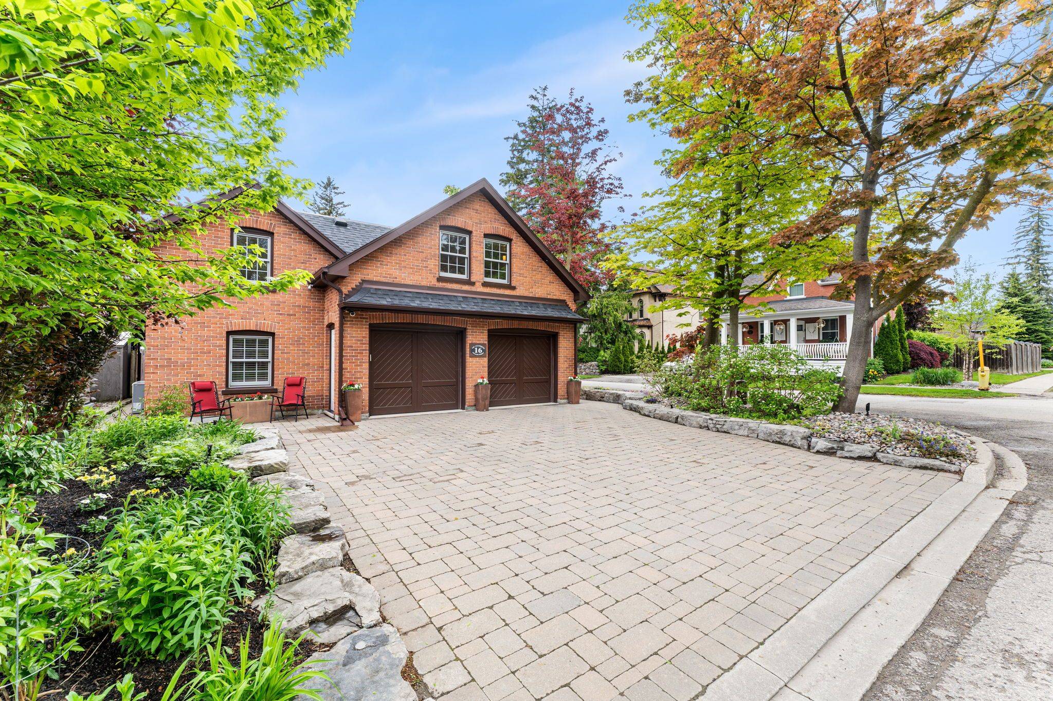 16 William ST, Whitchurch-stouffville, ON L4A 1B9