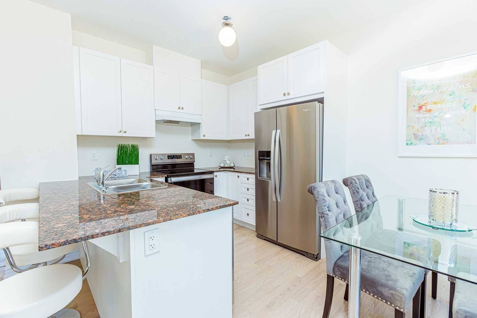 Vaughan, ON L4H 5C3,581 Barons ST