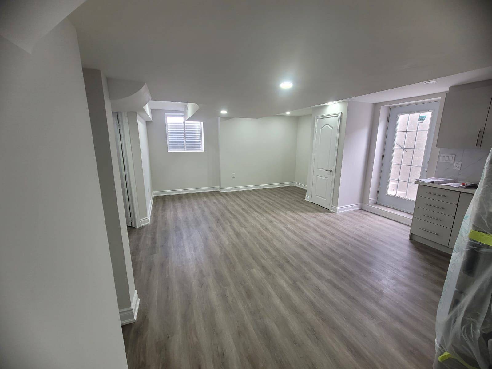 Barrie, ON L9J 0L7,158 NOTTINGHAM ROAD RD #Basement