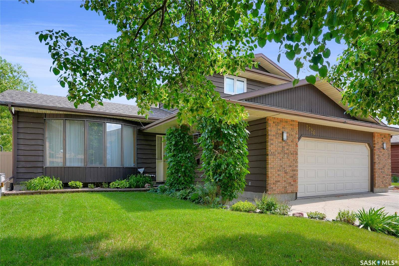2226 Hanover CRESCENT E, Regina, SK S4V 0Z6