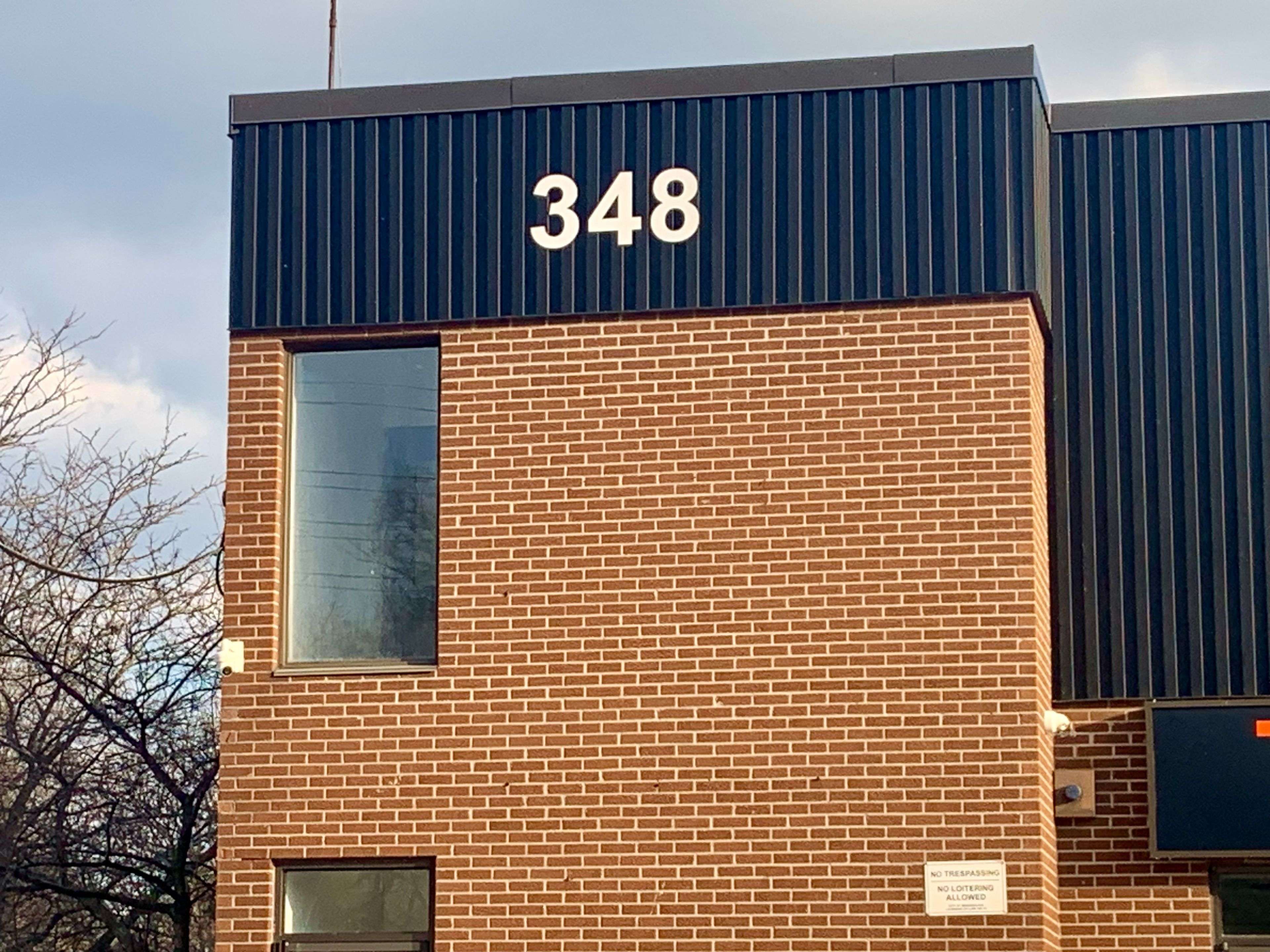 Mississauga, ON L5G 1H5,348 Lakeshore RD E #204