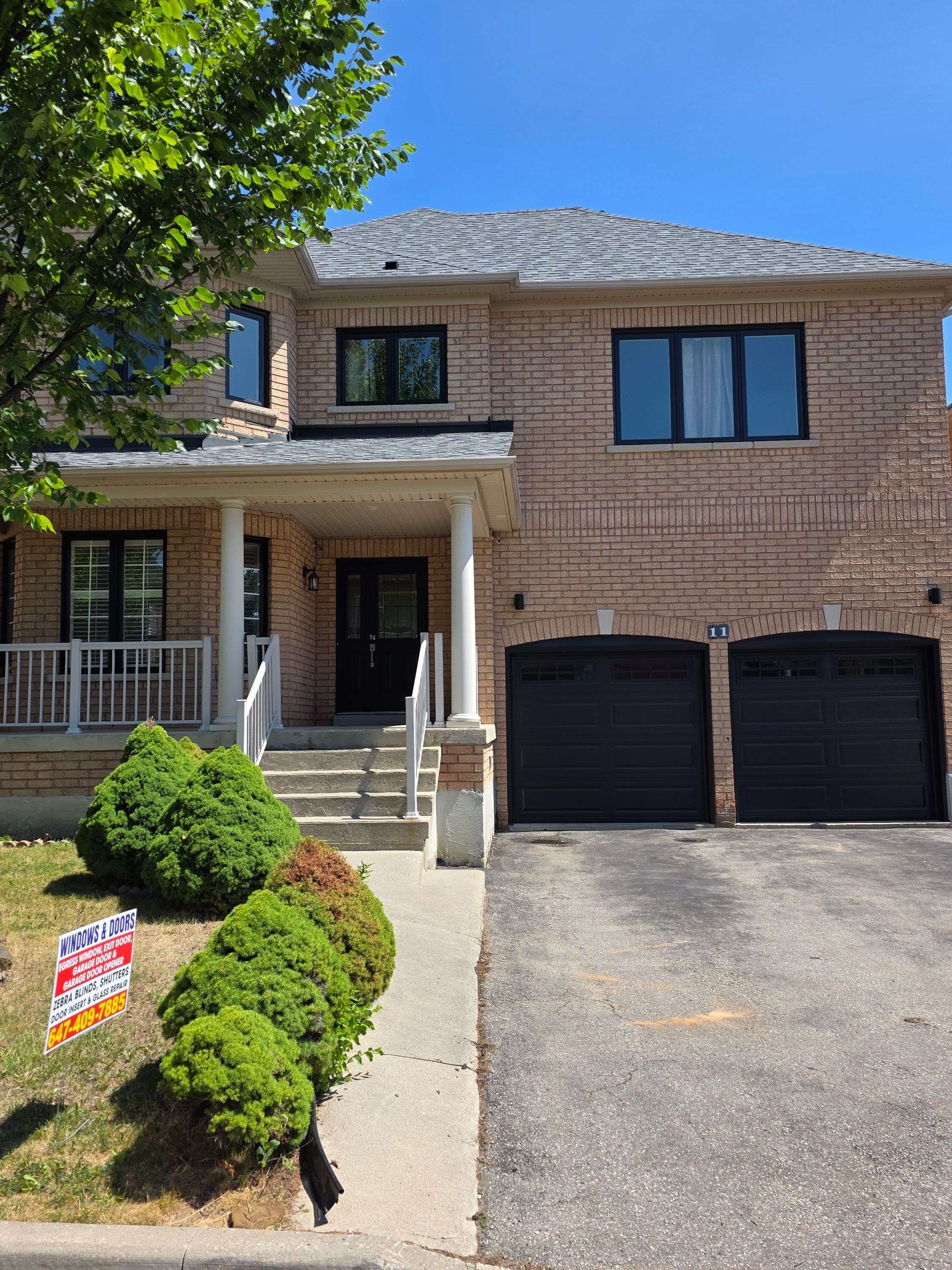 11 Citronella LN, Brampton, ON L6R 3E8