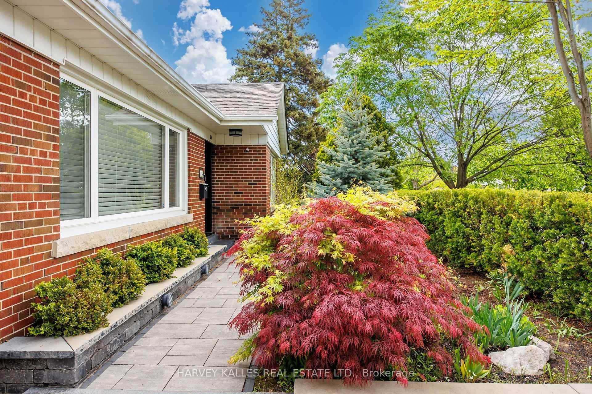 Toronto W07, ON M8Y 1X6,224 Berry RD