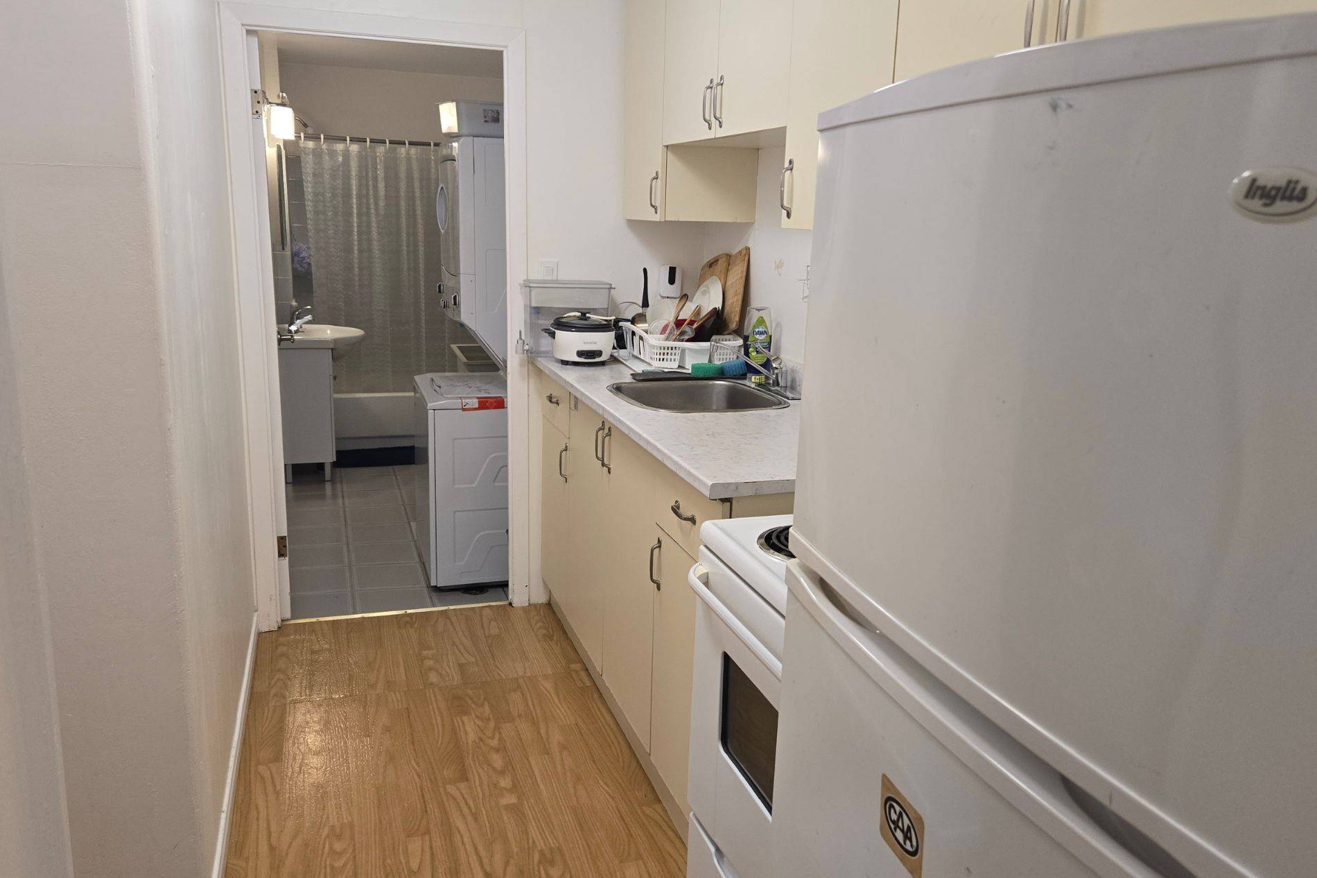 Toronto W06, ON M8V 1W1,144 Lake CRES #Bsmt