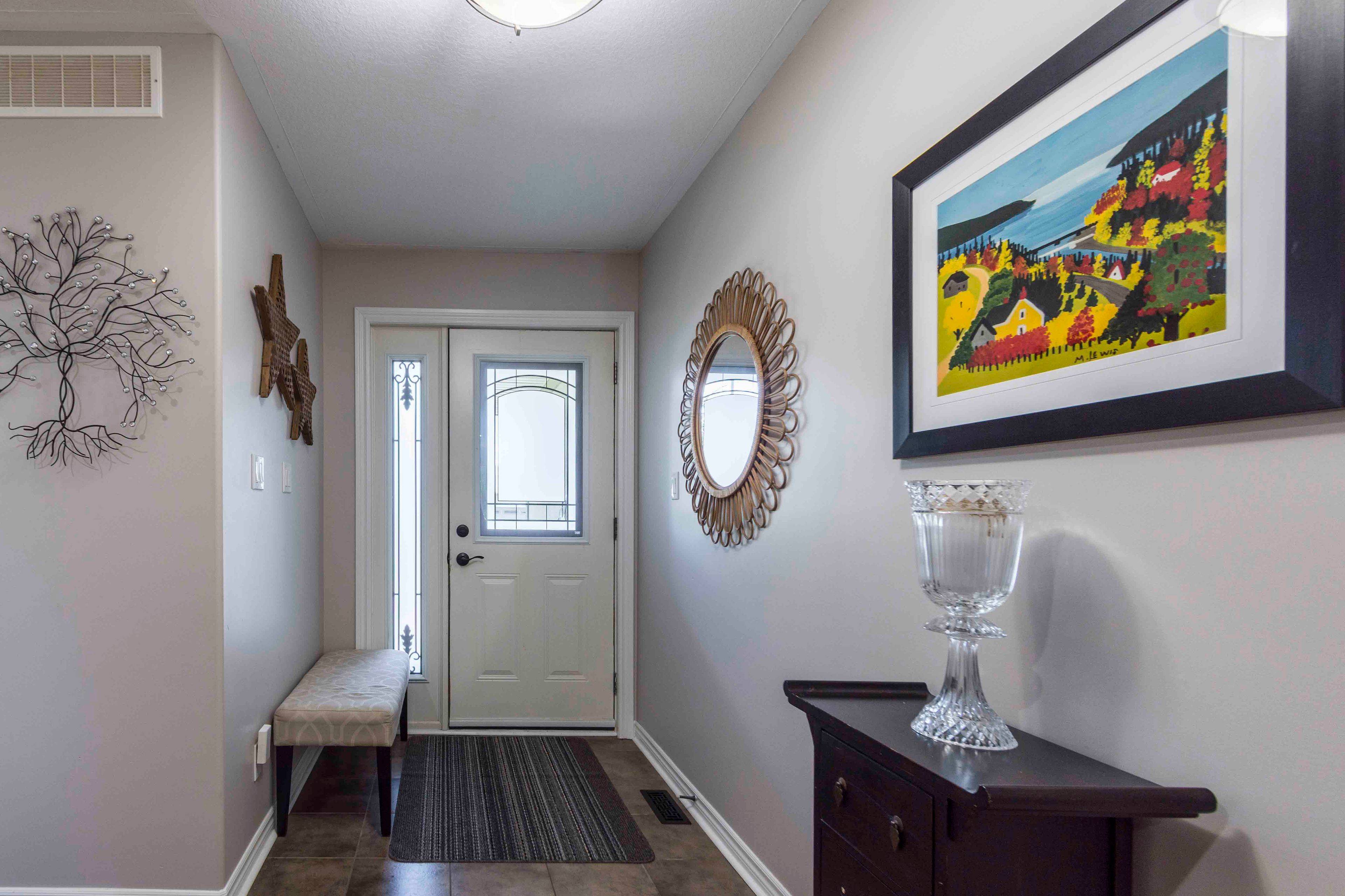Quinte West, ON K8V 5P4,39 Lakewood CRES