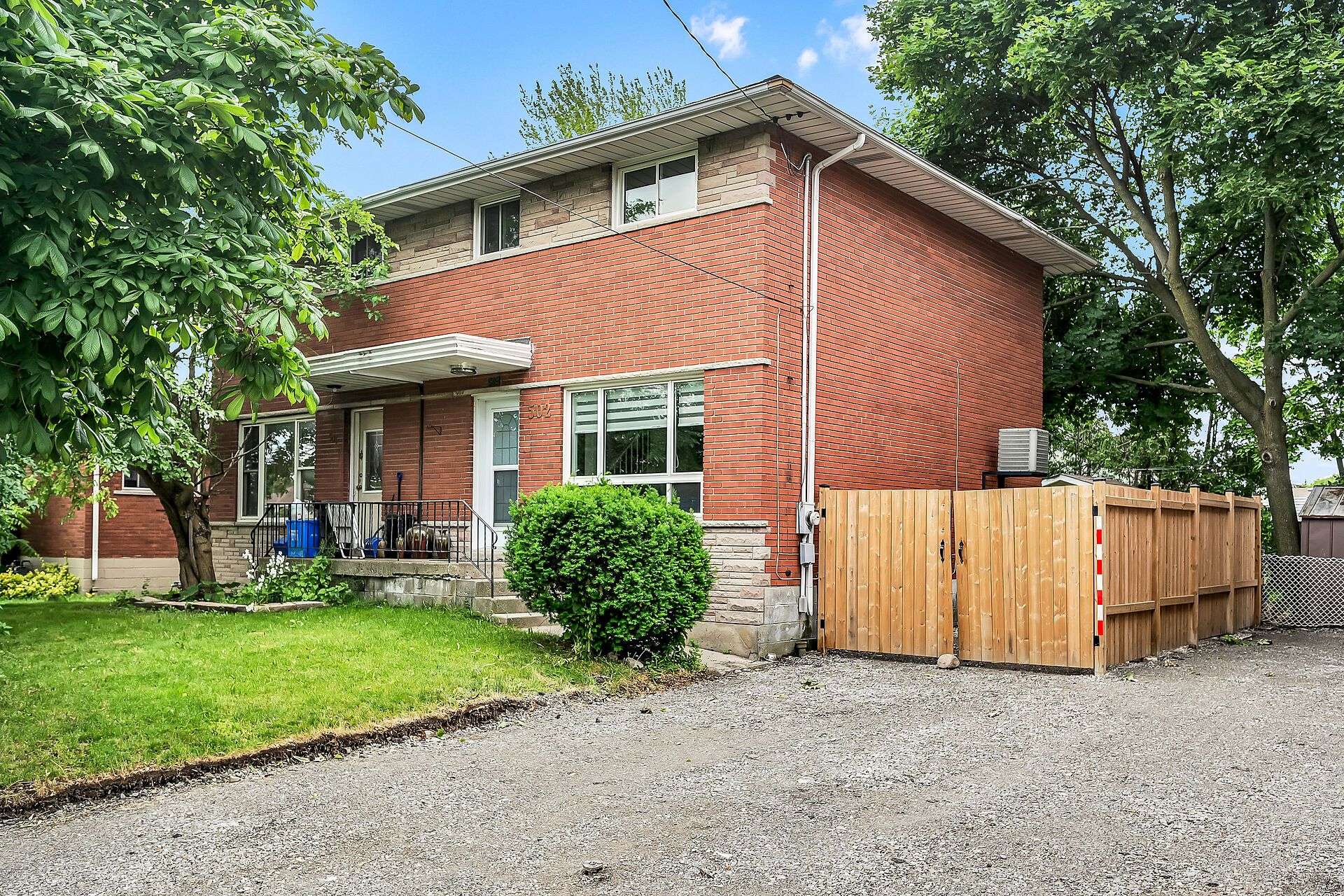 502 Upper Kenilworth AVE, Hamilton, ON L8T 4G8
