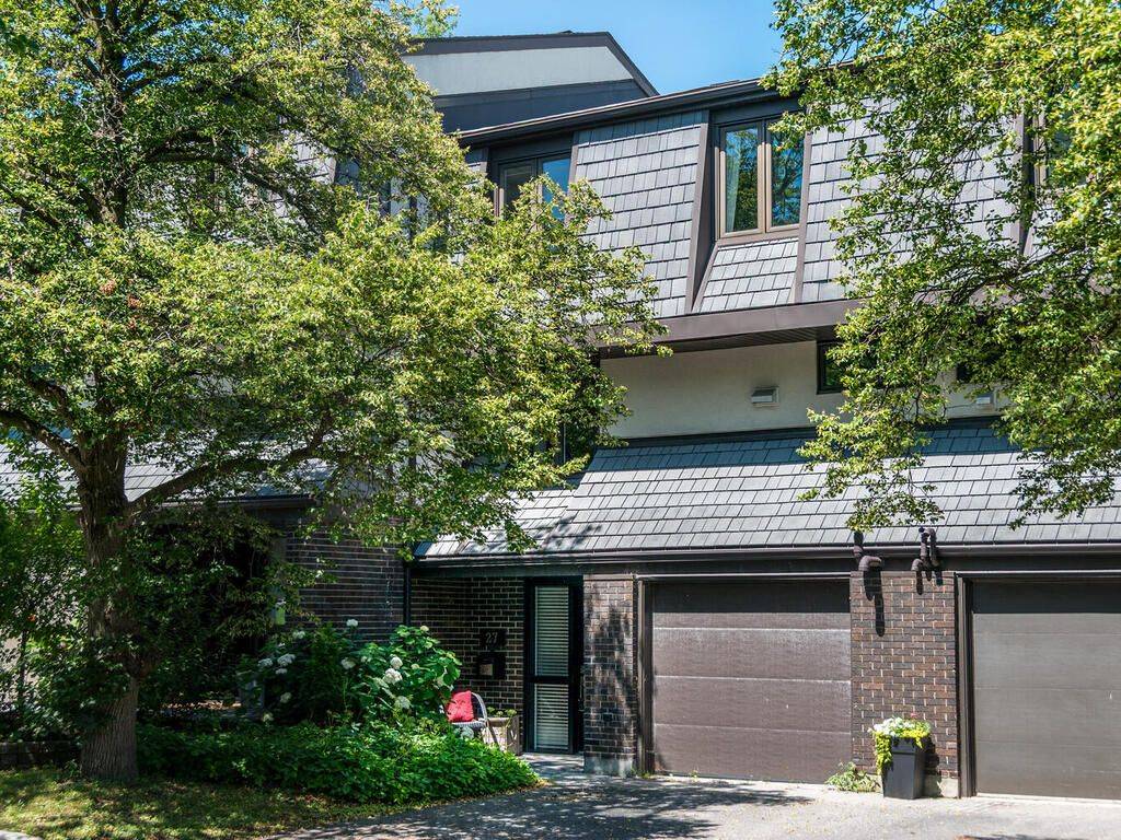 655 Richmond RD #27, Carlingwood - Westboro And Area, ON K2A 3Y3