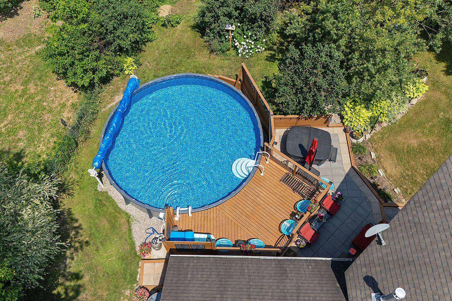 Leeds And The Thousand Islands, ON K0E 1L0,211 Fitzsimmons RD