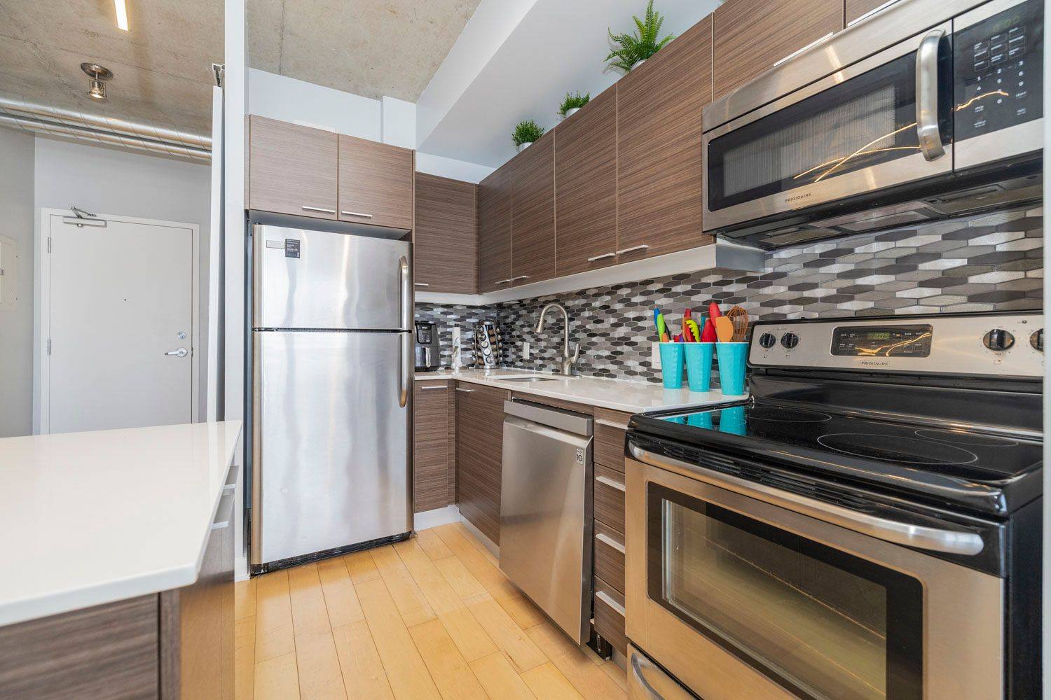 Ottawa Centre, ON K2P 0R4,354 Gladstone AVE #514