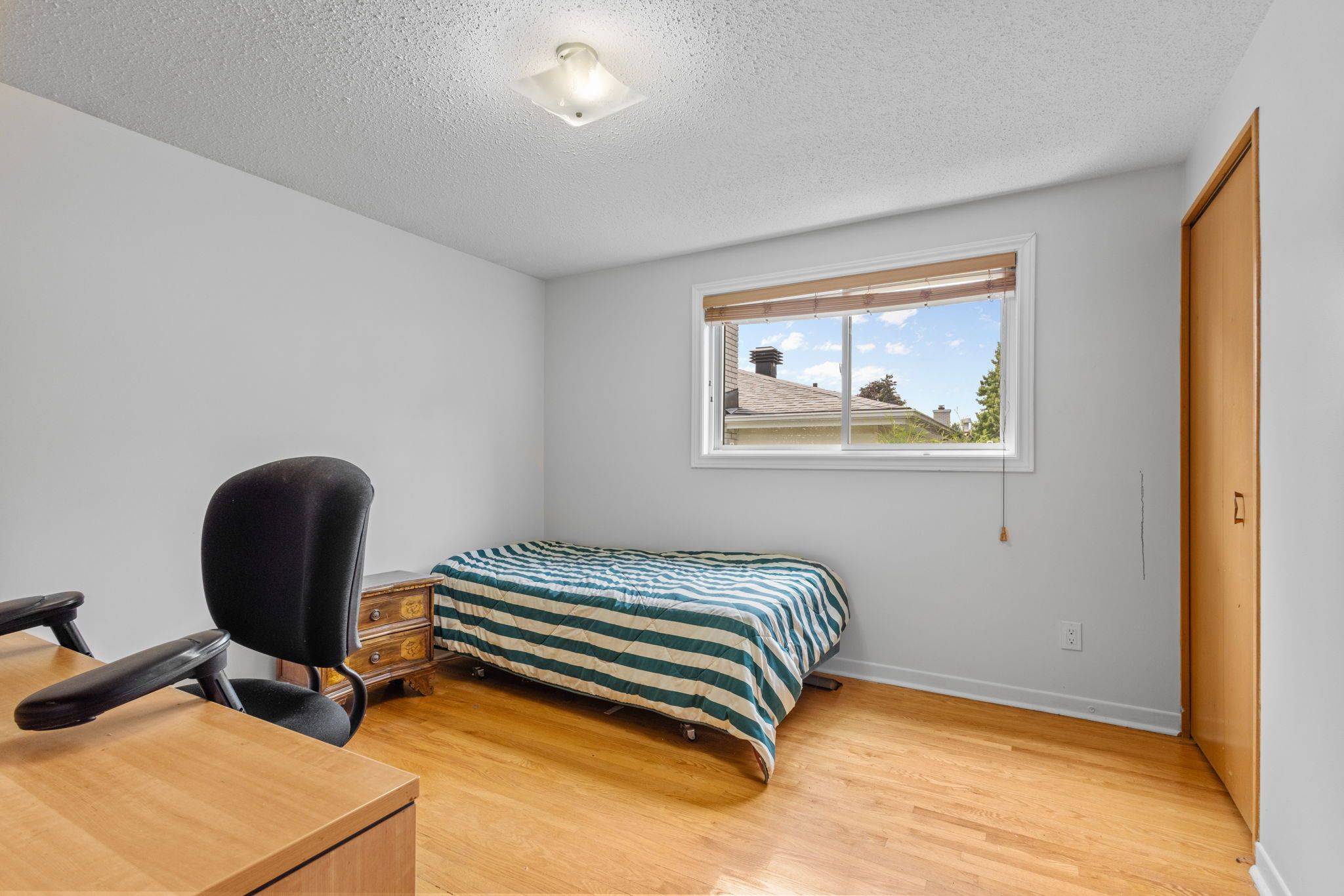Blackburn Hamlet, ON K1B 3C5,14 Silver Aspen CRES