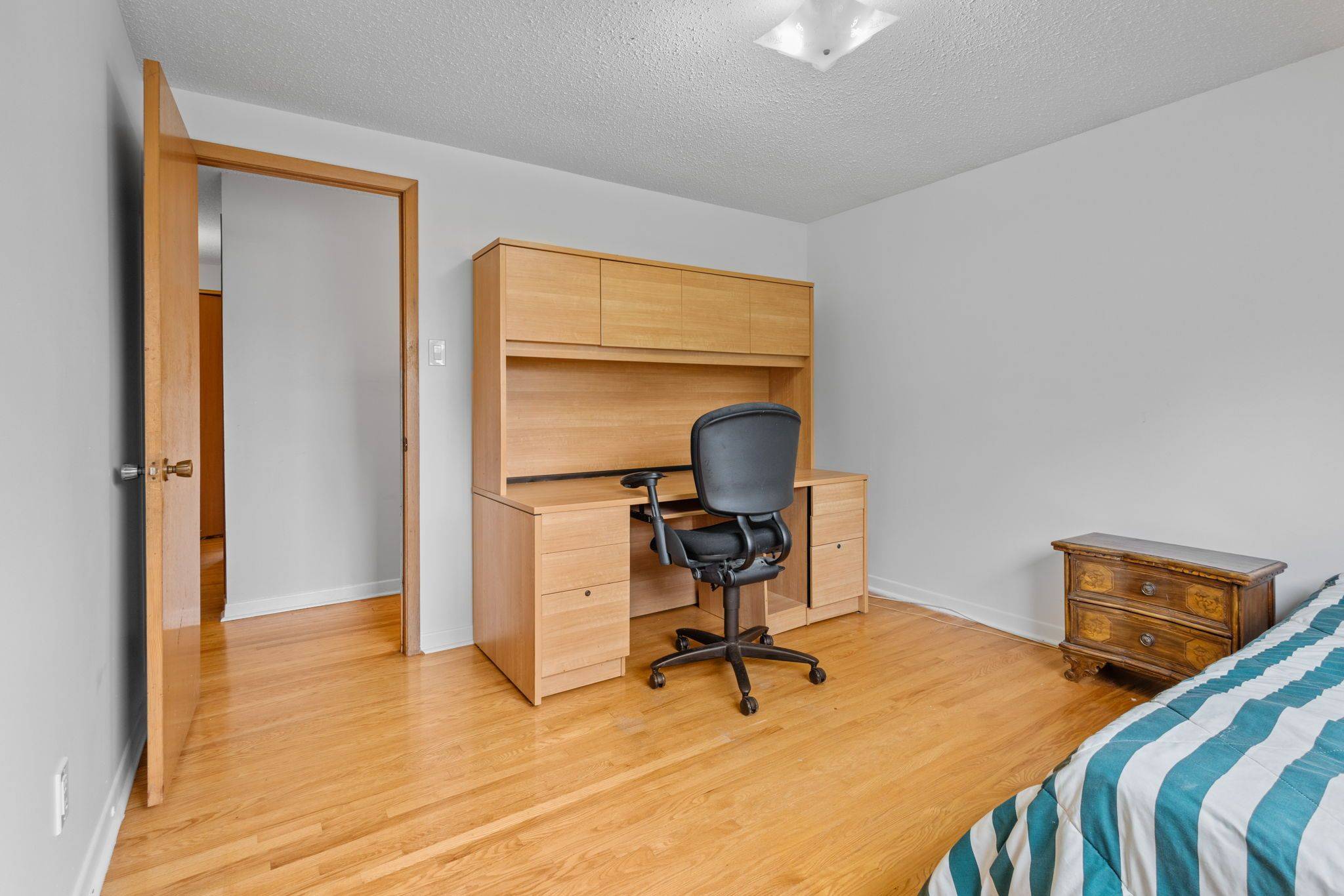 Blackburn Hamlet, ON K1B 3C5,14 Silver Aspen CRES